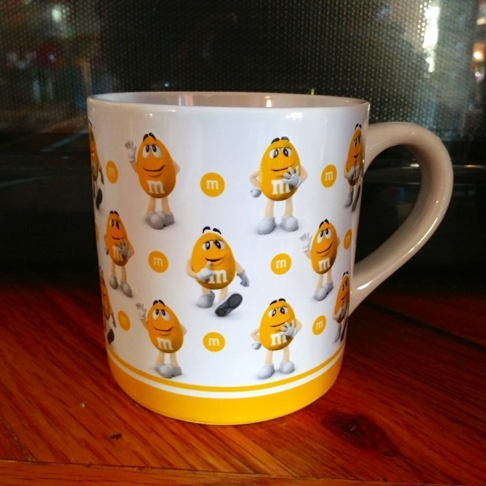 M & M’s M&M Coffee Mug Large Yellow & White
